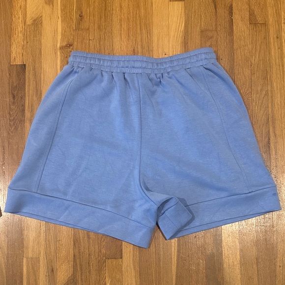 Glamaker | Women’s Periwinkle/Blue Sleeveless Zip-Up Top and Shorts Set - Picture 14 of 14